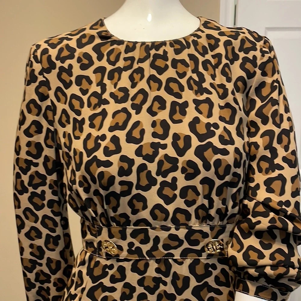 Tory Burch 100% Silk Leopard Print Long Sleeve Fit & Flare Mini Dress Size 6 EUC